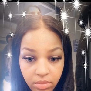 Meet your Posher, Cherronne